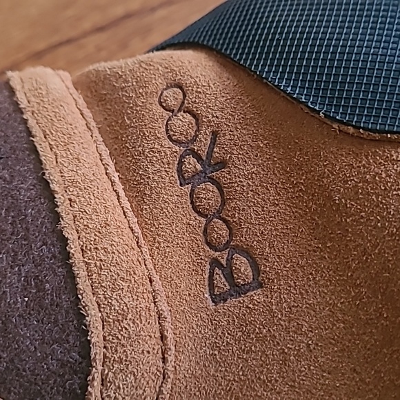 BooRoo Sherpa Fleece Lined Winter Lace-Up Boots - Size 6 - Picture 6 of 16